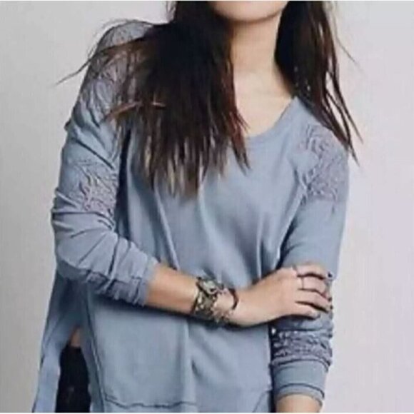 Free People Top Womens Medium Blue Grandpa Jersey Outer Sunset Lace Cut Out Boho - Picture 1 of 11